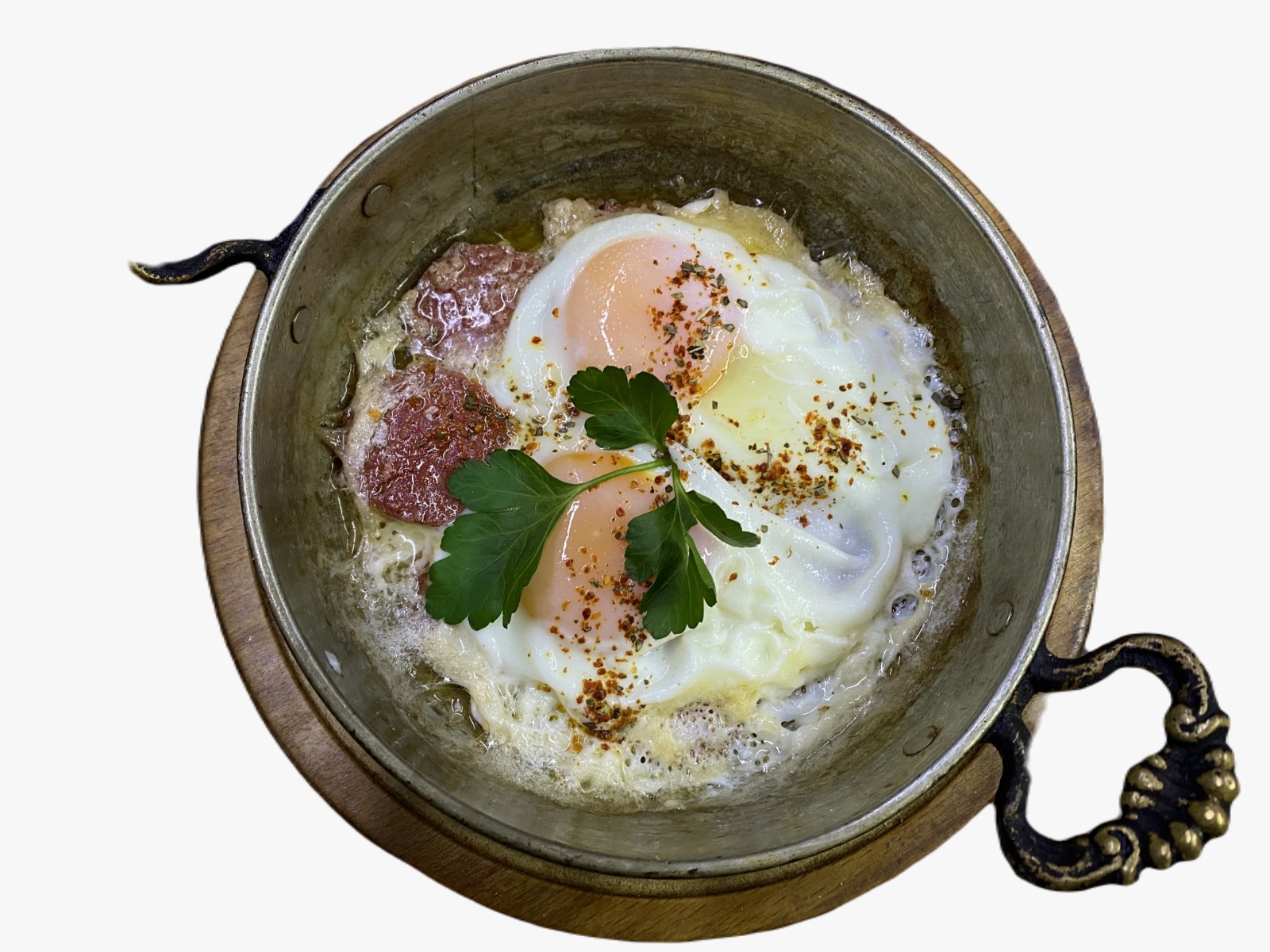 Sahanda Yumurta ( Sucuklu )